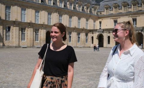 Zum Artikel "Studierende der Kunstgeschichte am Festival de l’histoire de l’art in Fontainebleau"